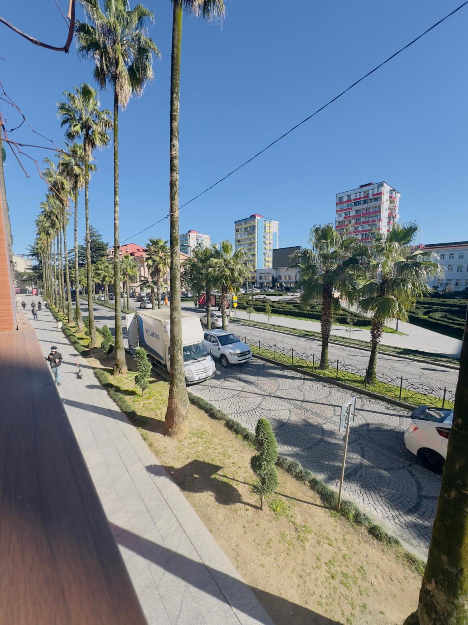 Casa Neptun In Old Batumi Lägenhet Exteriör bild