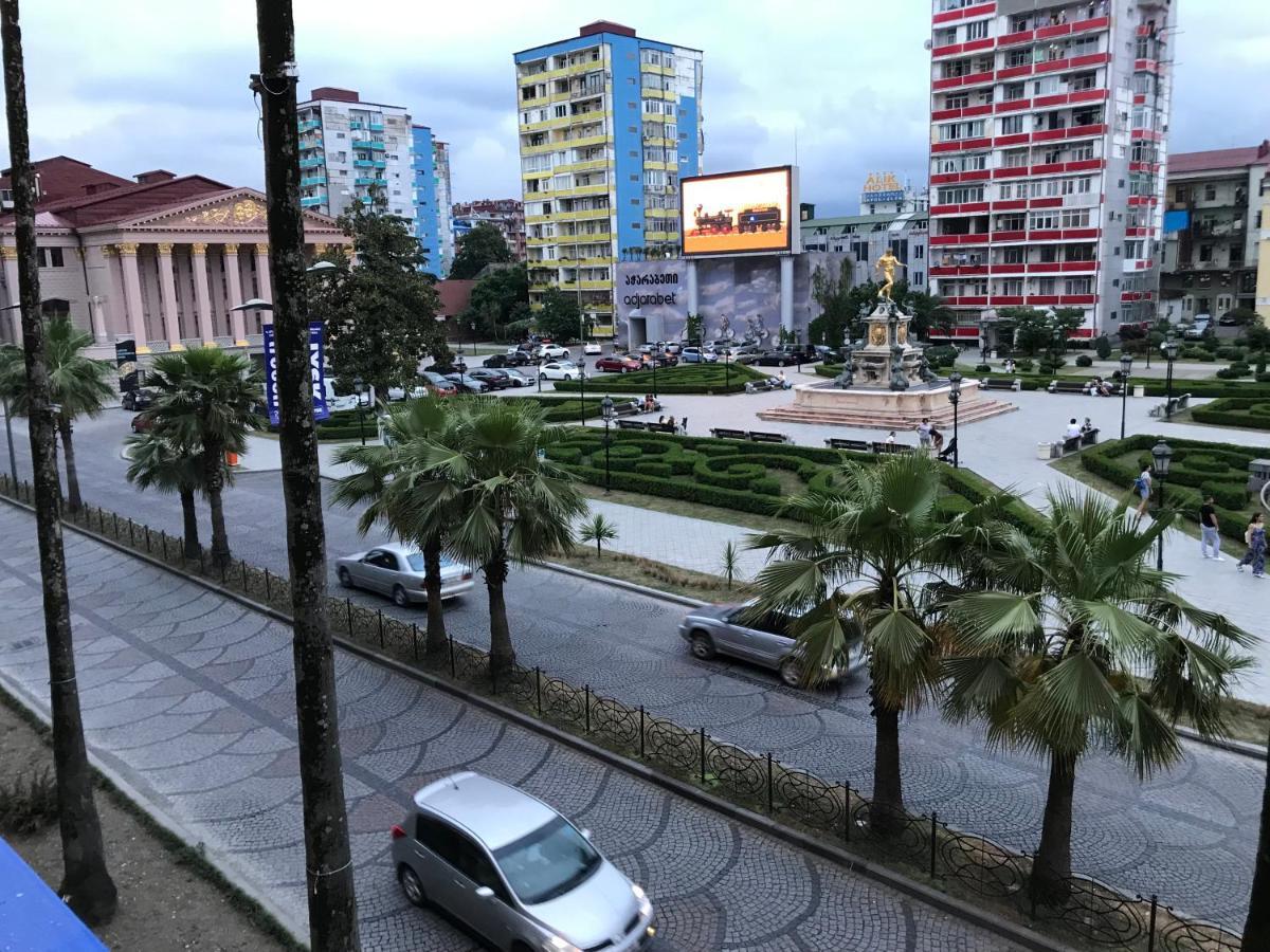 Casa Neptun In Old Batumi Lägenhet Exteriör bild