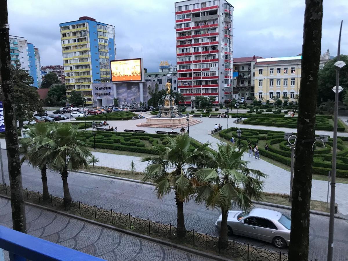 Casa Neptun In Old Batumi Lägenhet Exteriör bild
