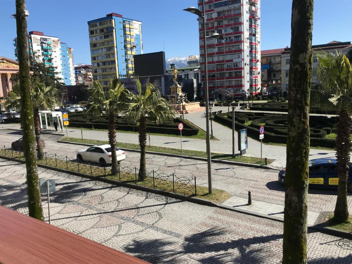 Casa Neptun In Old Batumi Lägenhet Exteriör bild